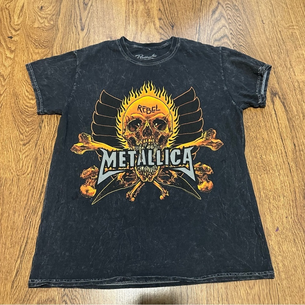 Bravado Metallica Rebel Skull Graphic T-Shirt size XS short sleeve fan